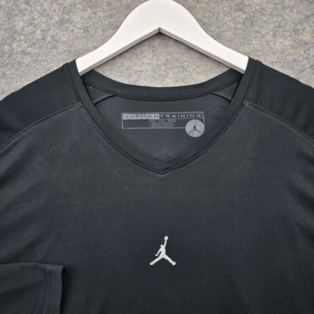 Jordan Training Mens 3XL Black Polyester V-Neck Long Sleeve Performance Shirt
